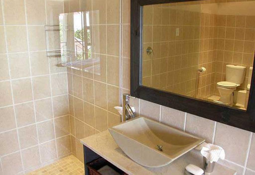 Beachside Villa & Penthouse Кейптаун Номер фото